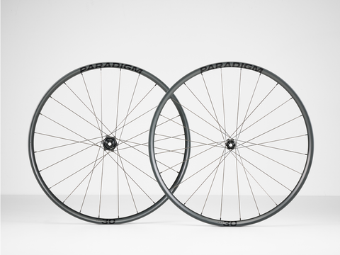 Bontrager Paradigm Pro 30 TLR Disc Road Wheel
