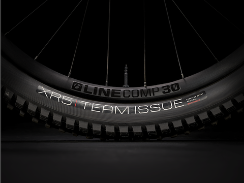 Slash-Slash 9.8 XT Di2 Gen 6
